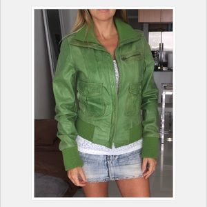 Green Stradivarius jacket . Small